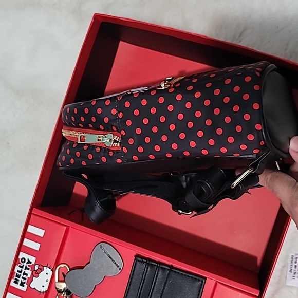 🎀 Hello Kitty 3 Piece Gift Set NWOT - Picture 8 of 8